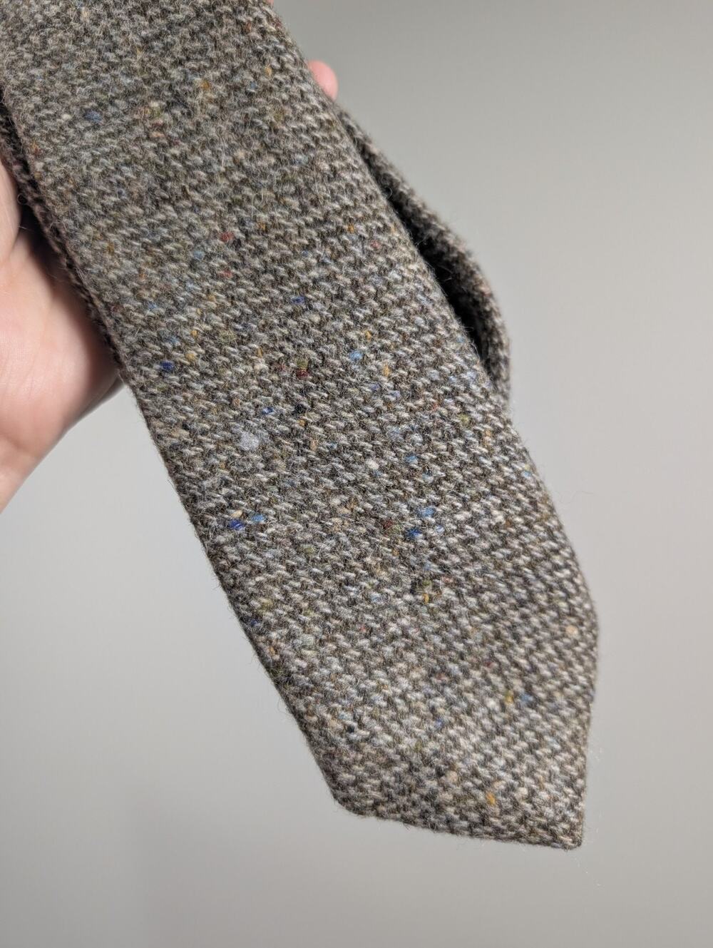 Donegal Tweed Tie Glenshane Ireland Wool Mens Vintage Brown Gray Fleck 52x3